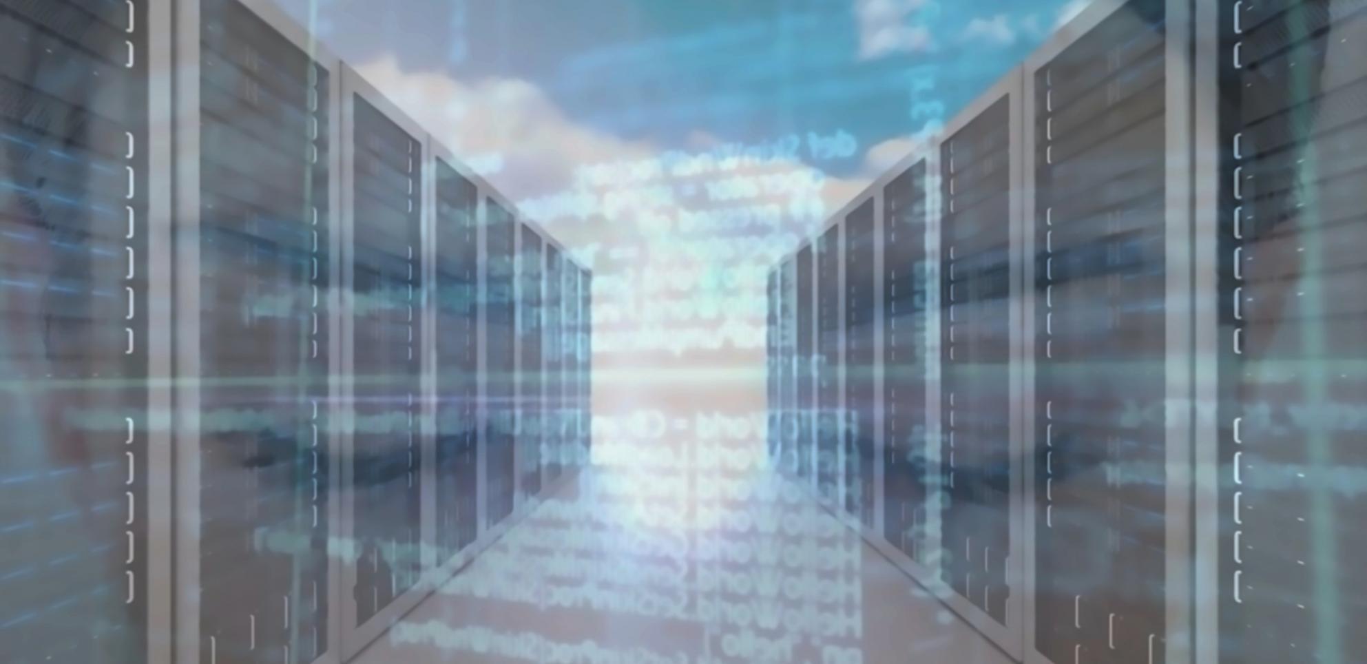 Arbeitsumgebung mit Farbmustern und Designmaterialien